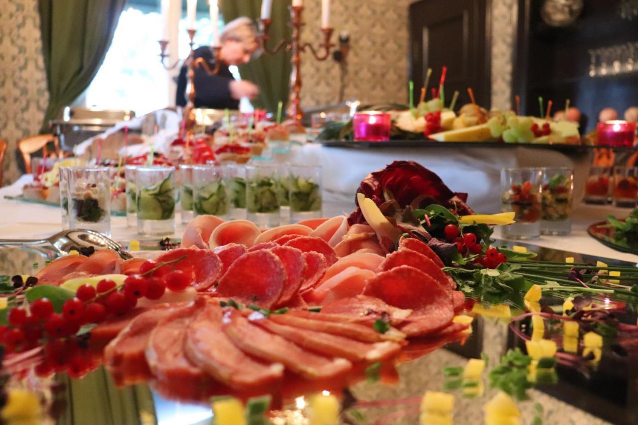 Zu Den Linden - Radebeul Pension Mit Restaurant エクステリア 写真